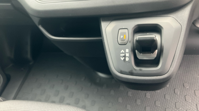 Renault Trafic Swb Diesel SL30 Blue dCi 150 Advance [Safety] Van EAG9 - Image 29
